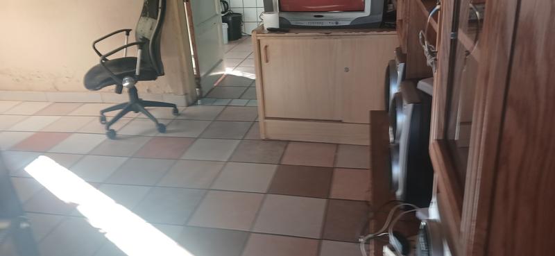 7 Bedroom Property for Sale in Tembisa Gauteng
