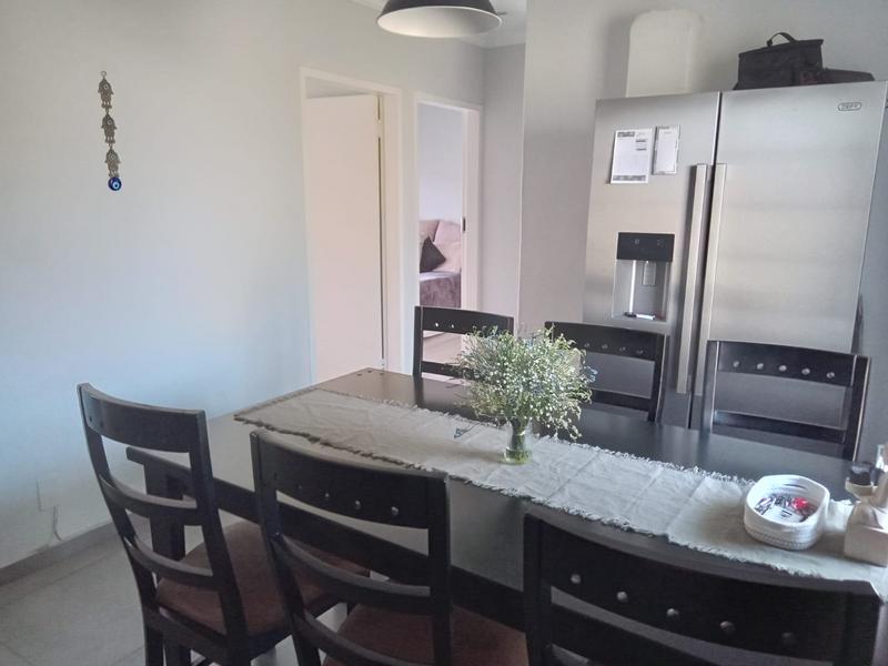 2 Bedroom Property for Sale in Rooihuiskraal North Gauteng