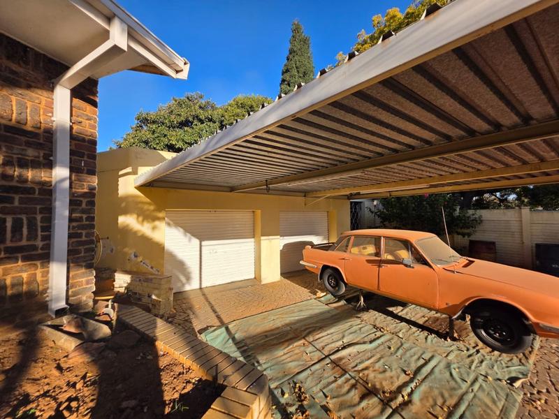 3 Bedroom Property for Sale in Greenhills Gauteng