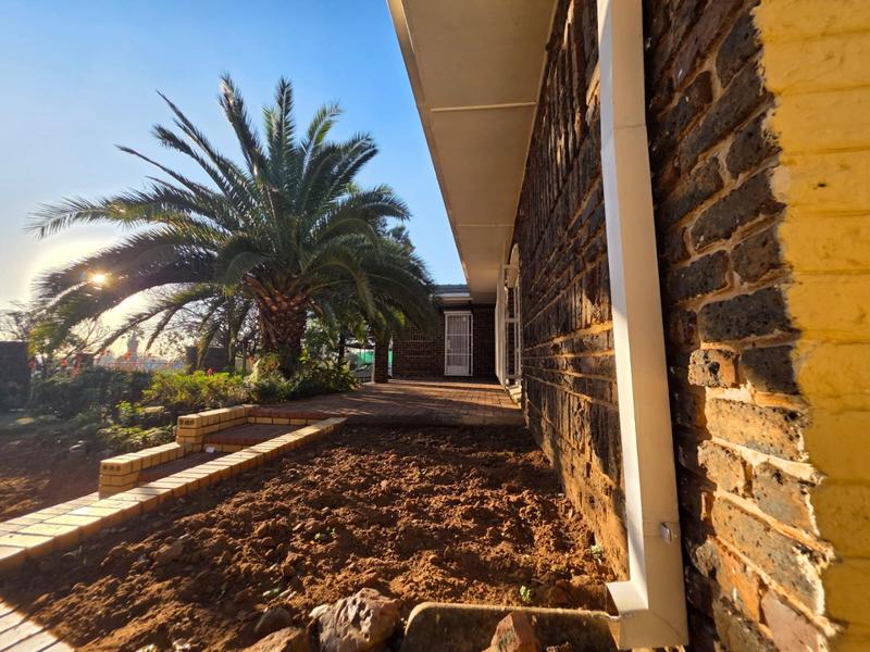 3 Bedroom Property for Sale in Greenhills Gauteng