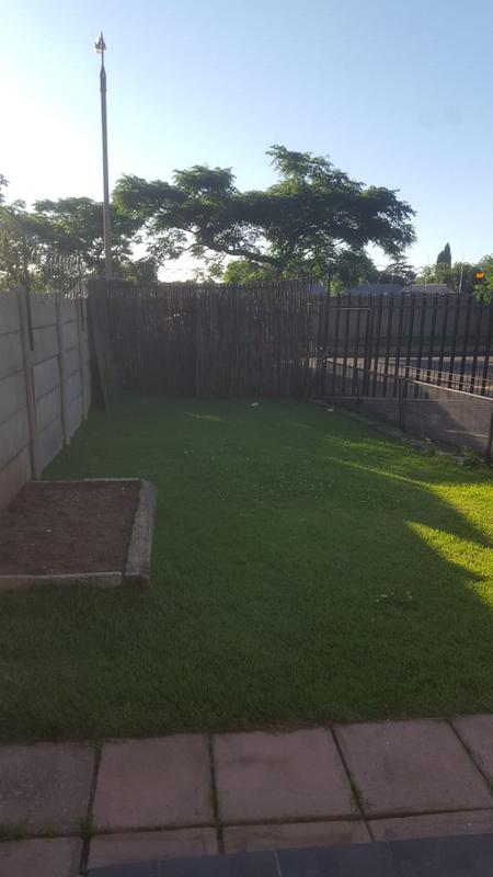 To Let 1 Bedroom Property for Rent in Witfield Gauteng