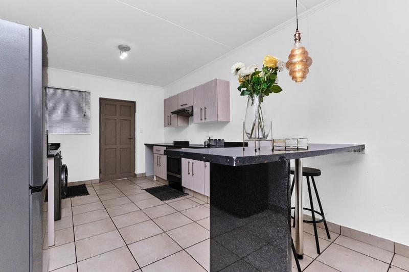 To Let 3 Bedroom Property for Rent in Lonehill Gauteng