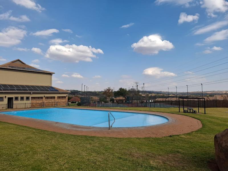 To Let 2 Bedroom Property for Rent in The Wilds Gauteng