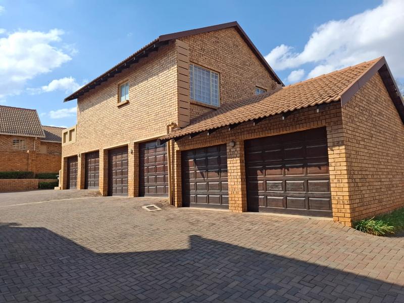 To Let 2 Bedroom Property for Rent in The Wilds Gauteng