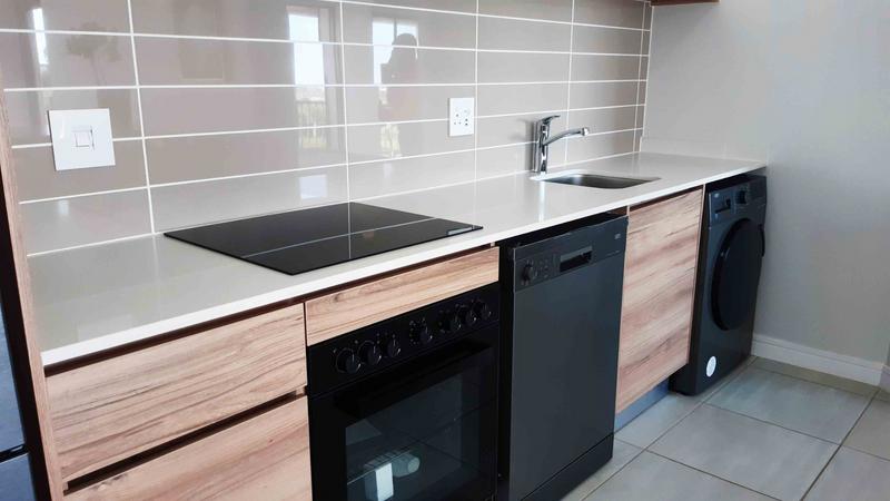 To Let 1 Bedroom Property for Rent in Waterfall Gauteng