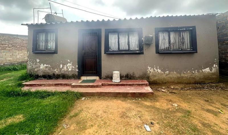 2 Bedroom Property for Sale in Bram Fischerville Gauteng