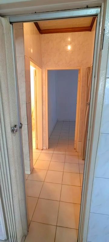 2 Bedroom Property for Sale in Meadowlands East Gauteng