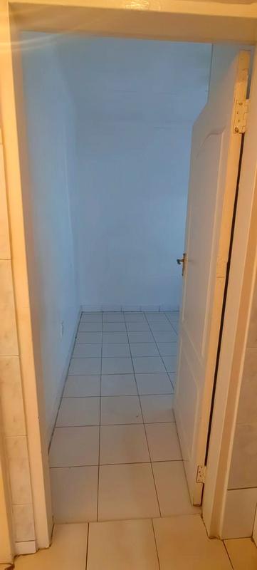 2 Bedroom Property for Sale in Meadowlands East Gauteng