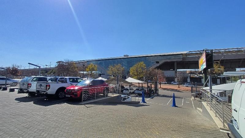 To Let commercial Property for Rent in Die Hoewes Gauteng