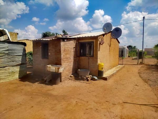 2 Bedroom Property for Sale in Orange Farm Gauteng