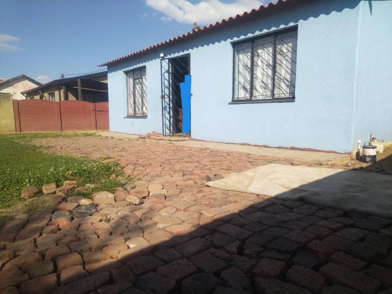 2 Bedroom Property for Sale in Palm Springs Gauteng