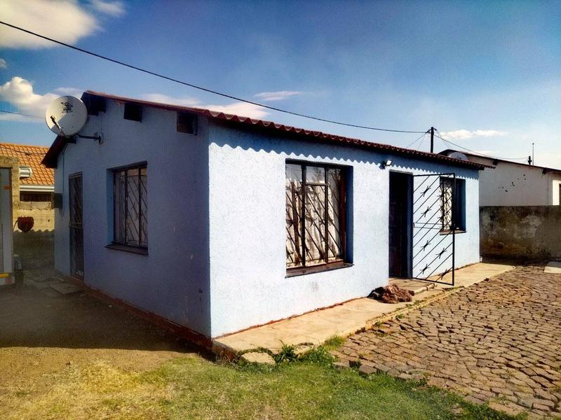 2 Bedroom Property for Sale in Palm Springs Gauteng