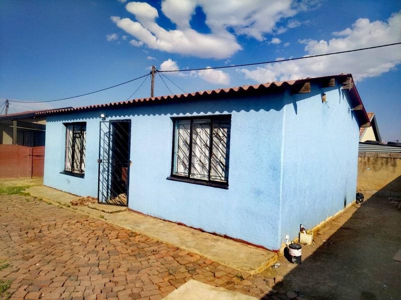 2 Bedroom Property for Sale in Palm Springs Gauteng