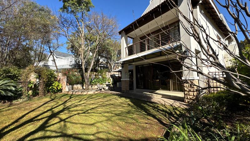 4 Bedroom Property for Sale in Tres Jolie Gauteng