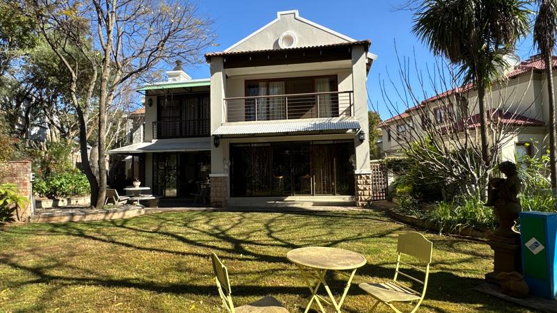 4 Bedroom Property for Sale in Tres Jolie Gauteng