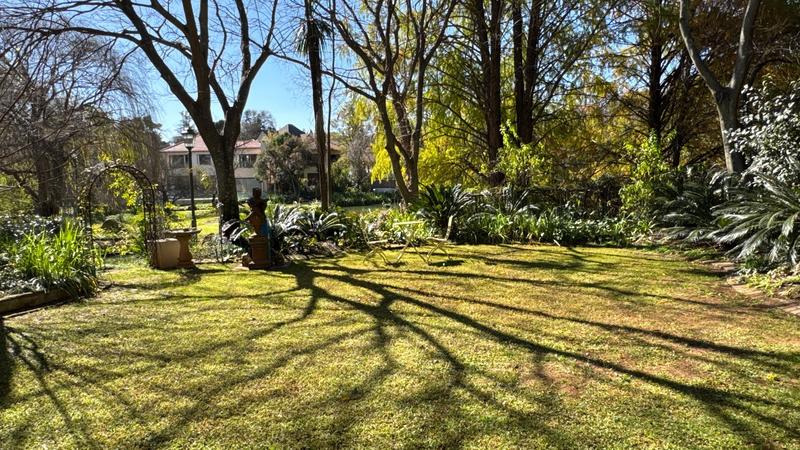 4 Bedroom Property for Sale in Tres Jolie Gauteng