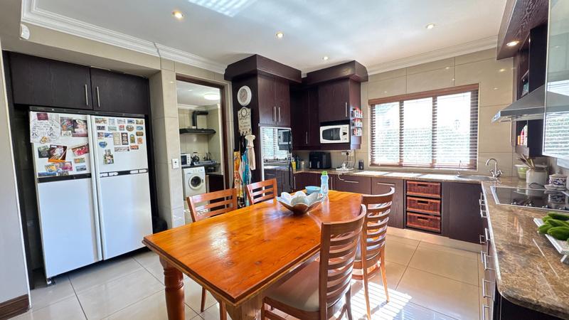 4 Bedroom Property for Sale in Tres Jolie Gauteng