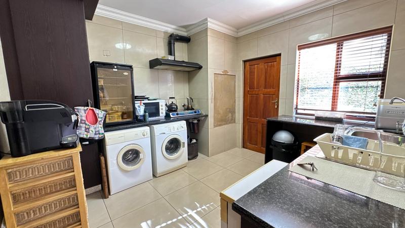 4 Bedroom Property for Sale in Tres Jolie Gauteng