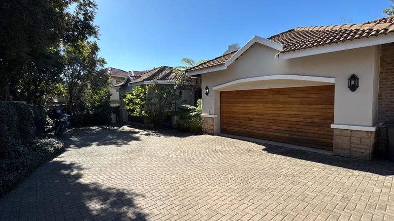 4 Bedroom Property for Sale in Tres Jolie Gauteng