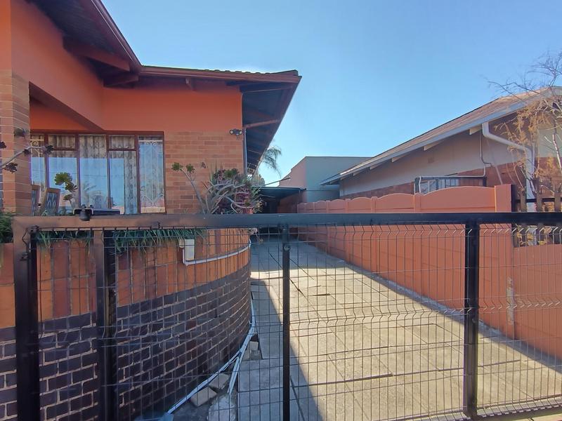3 Bedroom Property for Sale in Homestead Gauteng