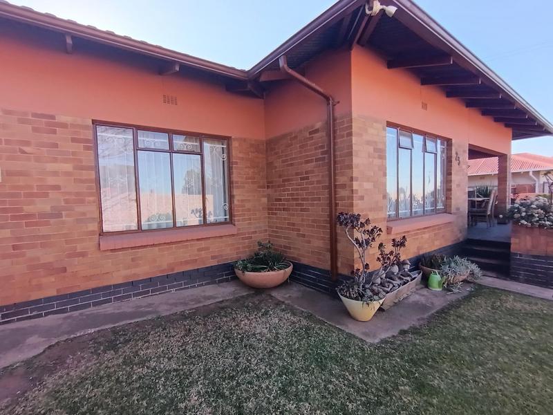 3 Bedroom Property for Sale in Homestead Gauteng