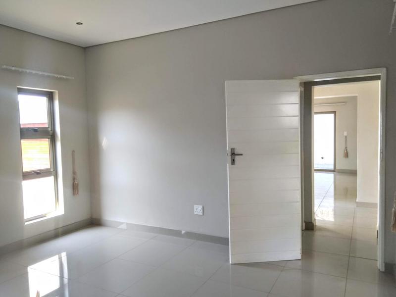 To Let 4 Bedroom Property for Rent in Brooklyn Gauteng