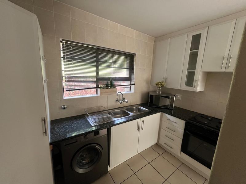 To Let 2 Bedroom Property for Rent in Waterkloof A H Gauteng
