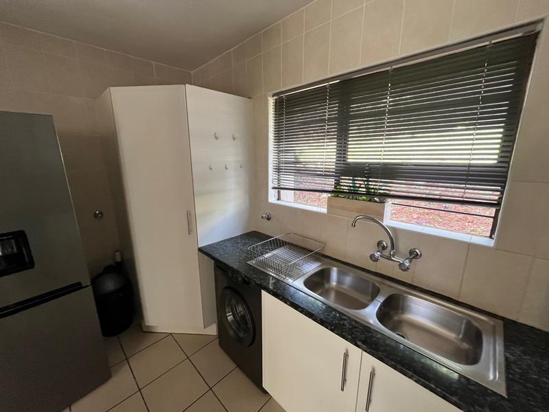 To Let 2 Bedroom Property for Rent in Waterkloof A H Gauteng