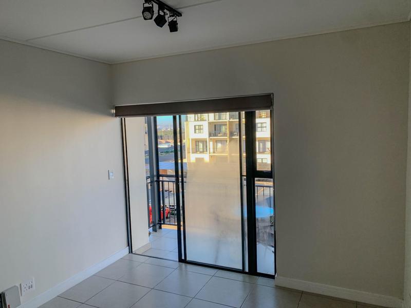 To Let 1 Bedroom Property for Rent in Sandown Gauteng