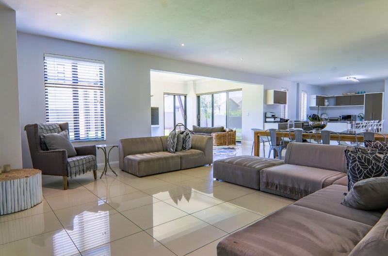 3 Bedroom Property for Sale in Midstream Hill Gauteng