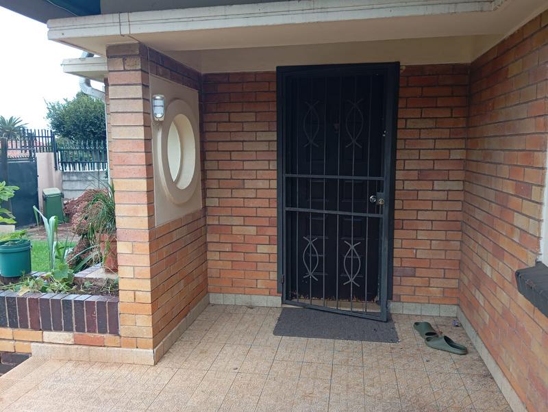 To Let 3 Bedroom Property for Rent in Primrose Hill Gauteng