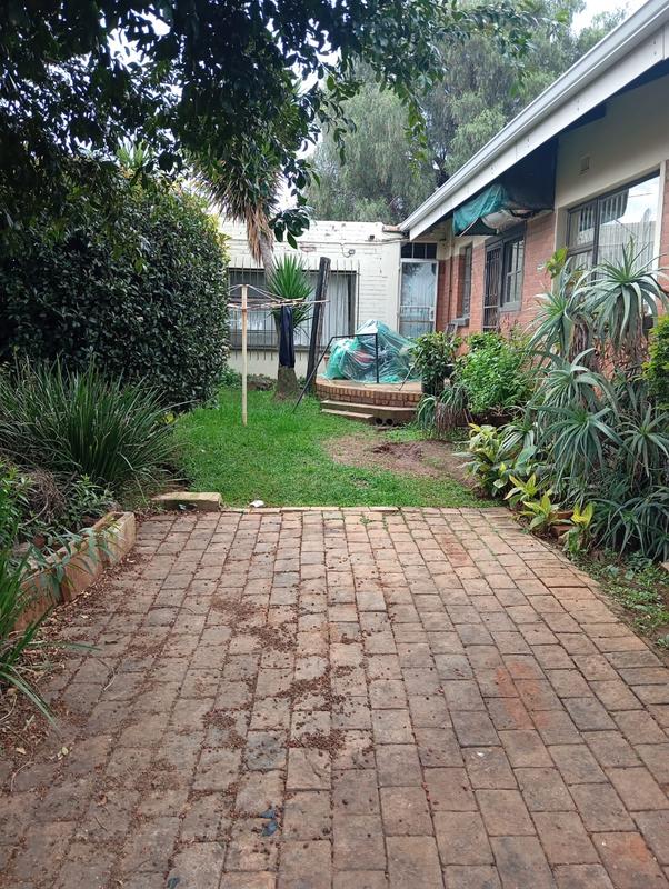To Let 3 Bedroom Property for Rent in Primrose Hill Gauteng