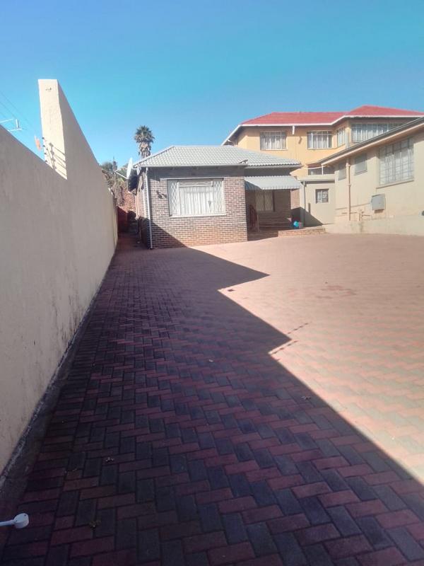 2 Bedroom Property for Sale in Kensington Gauteng