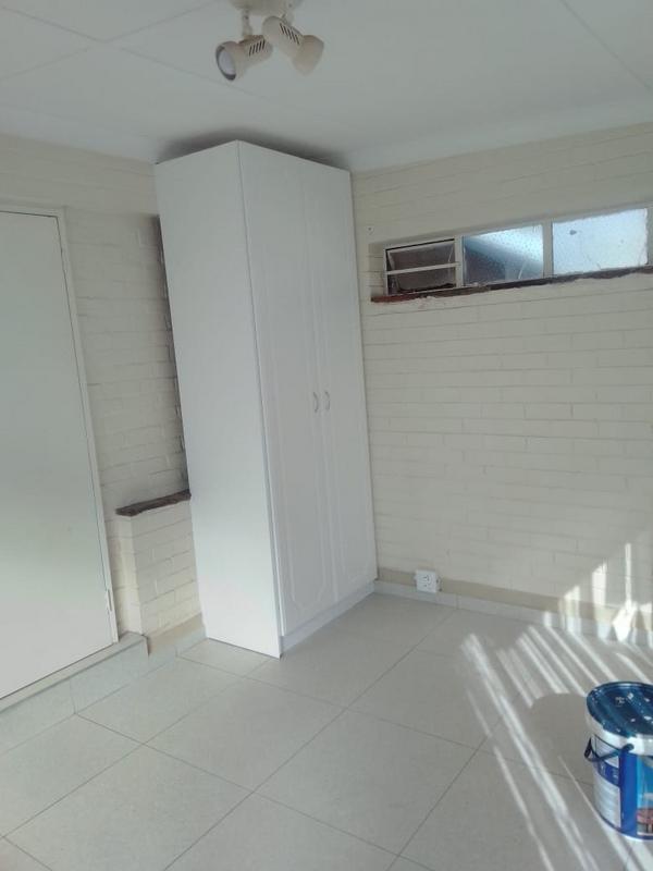 2 Bedroom Property for Sale in Kensington Gauteng
