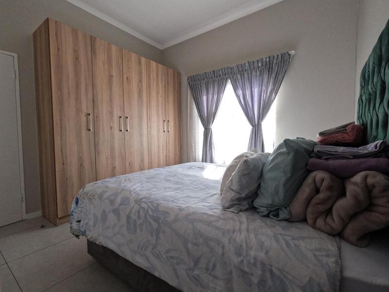 To Let 2 Bedroom Property for Rent in Modderfontein Gauteng