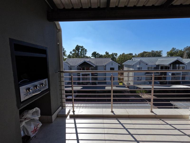 To Let 2 Bedroom Property for Rent in Modderfontein Gauteng