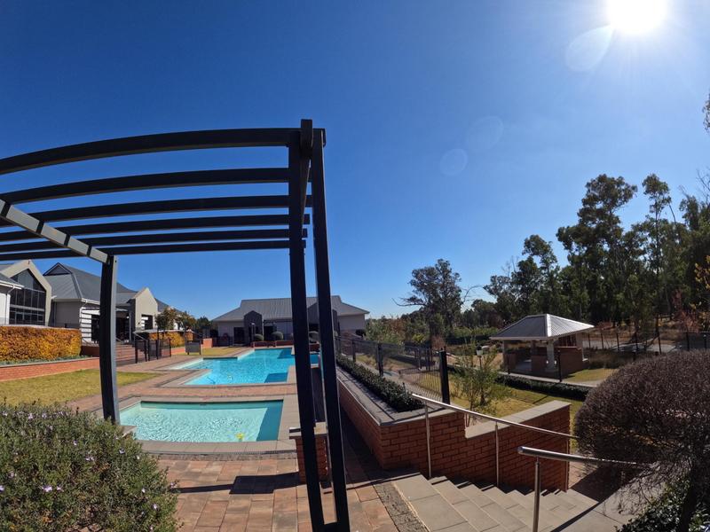 To Let 2 Bedroom Property for Rent in Modderfontein Gauteng