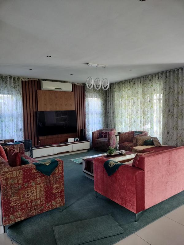 5 Bedroom Property for Sale in Ormonde Gauteng