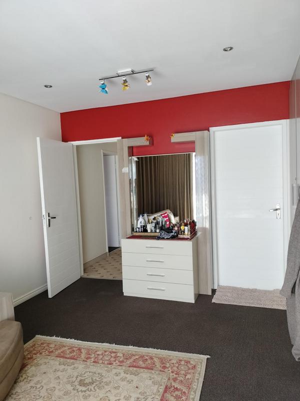 5 Bedroom Property for Sale in Ormonde Gauteng