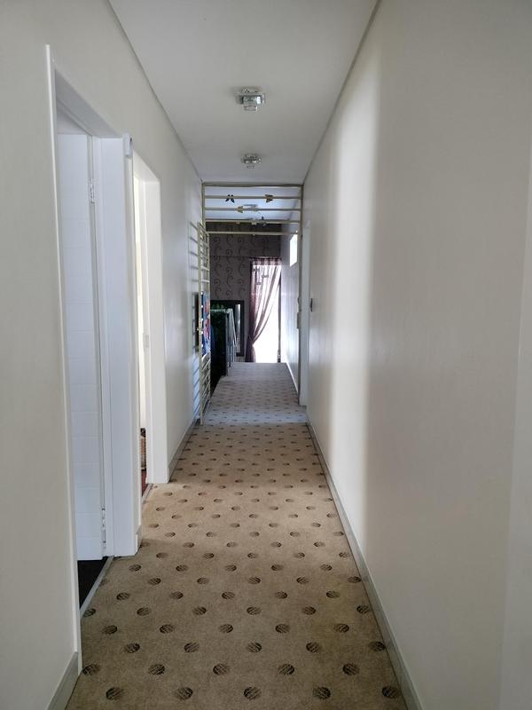 5 Bedroom Property for Sale in Ormonde Gauteng