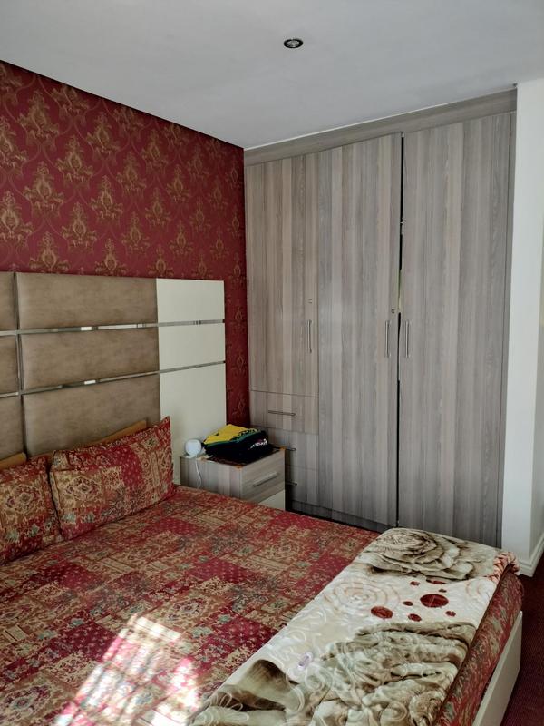 5 Bedroom Property for Sale in Ormonde Gauteng
