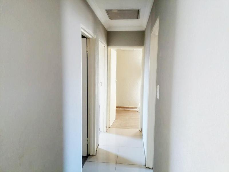 3 Bedroom Property for Sale in Crystal Park Gauteng