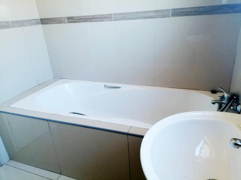 3 Bedroom Property for Sale in Crystal Park Gauteng