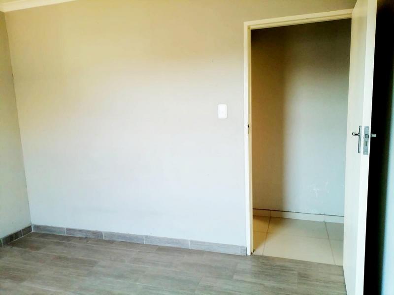 3 Bedroom Property for Sale in Crystal Park Gauteng