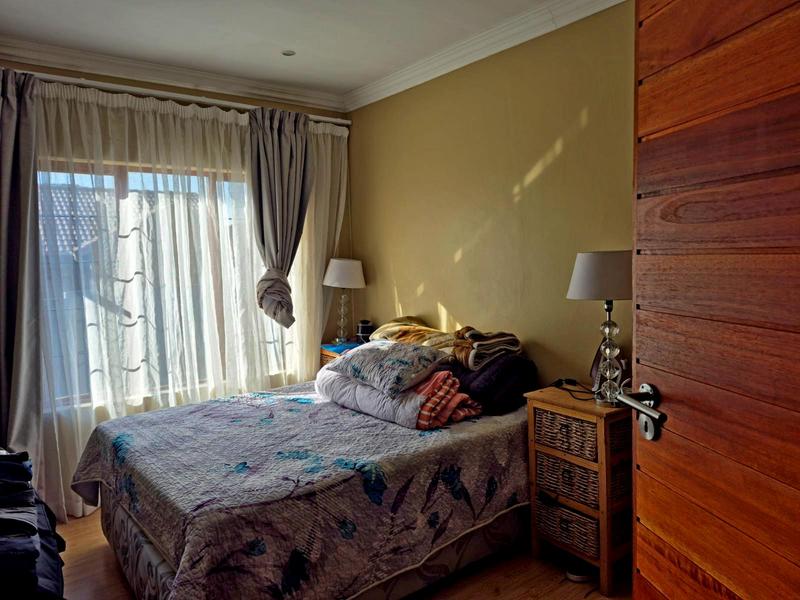 3 Bedroom Property for Sale in Thatchfield Gauteng