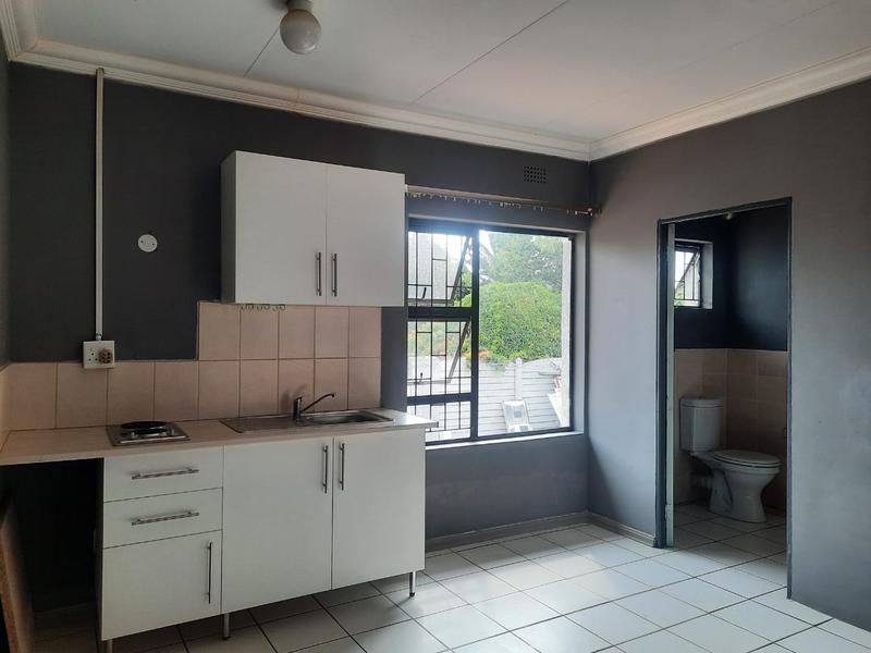 To Let 1 Bedroom Property for Rent in Birch Acres Gauteng