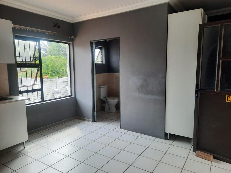 To Let 1 Bedroom Property for Rent in Birch Acres Gauteng