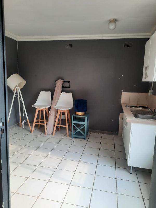 To Let 1 Bedroom Property for Rent in Birch Acres Gauteng