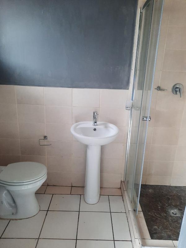 To Let 1 Bedroom Property for Rent in Birch Acres Gauteng