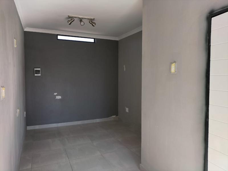 To Let 1 Bedroom Property for Rent in Noordwyk Gauteng